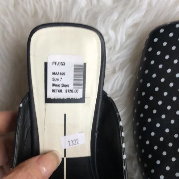 NEW Dolce Vita BRIE Women's Black/White Polka Dots Leather Flats - Picture 4 of 6